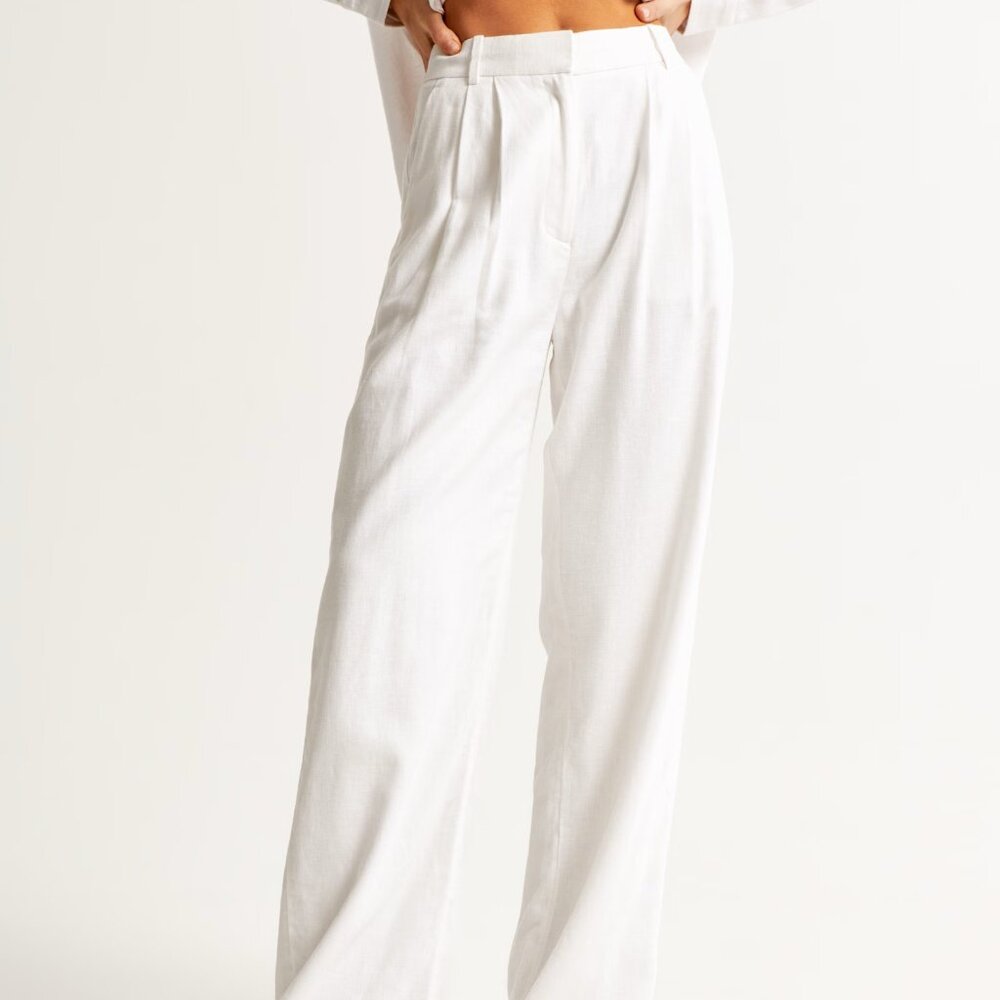 A&F Sloane Tailored Linen-Blend Pant